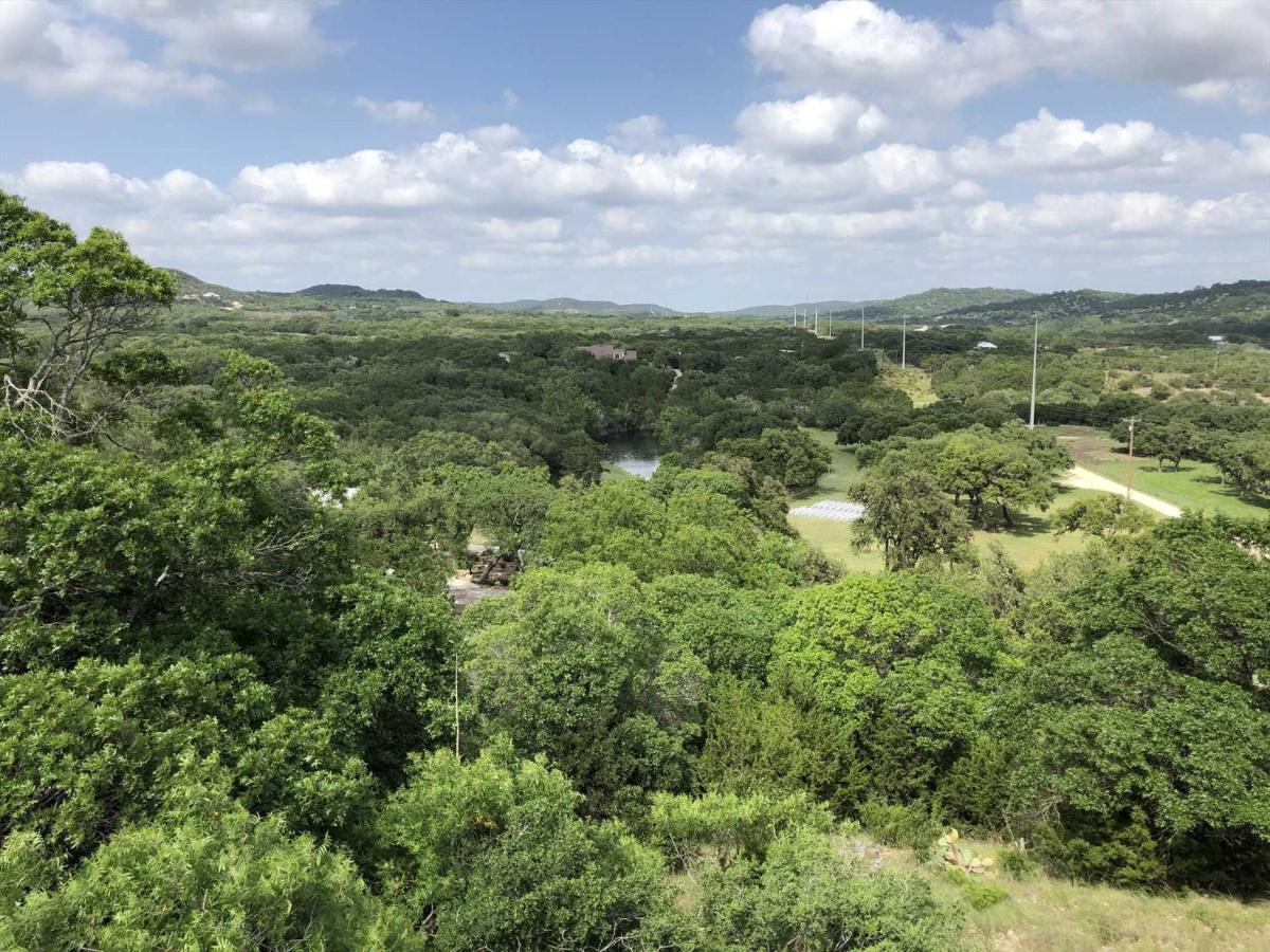 Pipe Creek Rockin' B Ranch Bluff House酒店 外观 照片